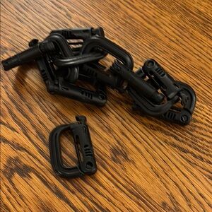 Ten PARACORD PLANET MOLLE Tactical Grimloc Locking Carabiners